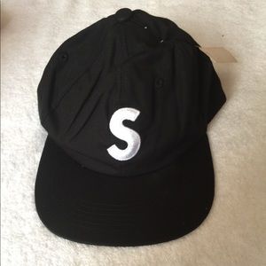 NWT Classic Logo SnapBack Hat